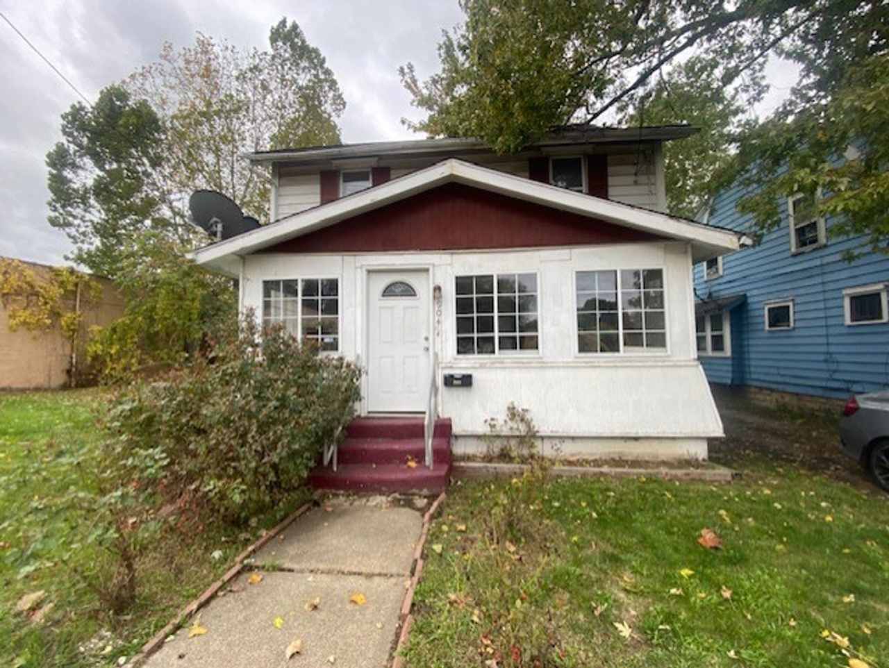 Bright 3BR+2BA Bungalow by Downtown
