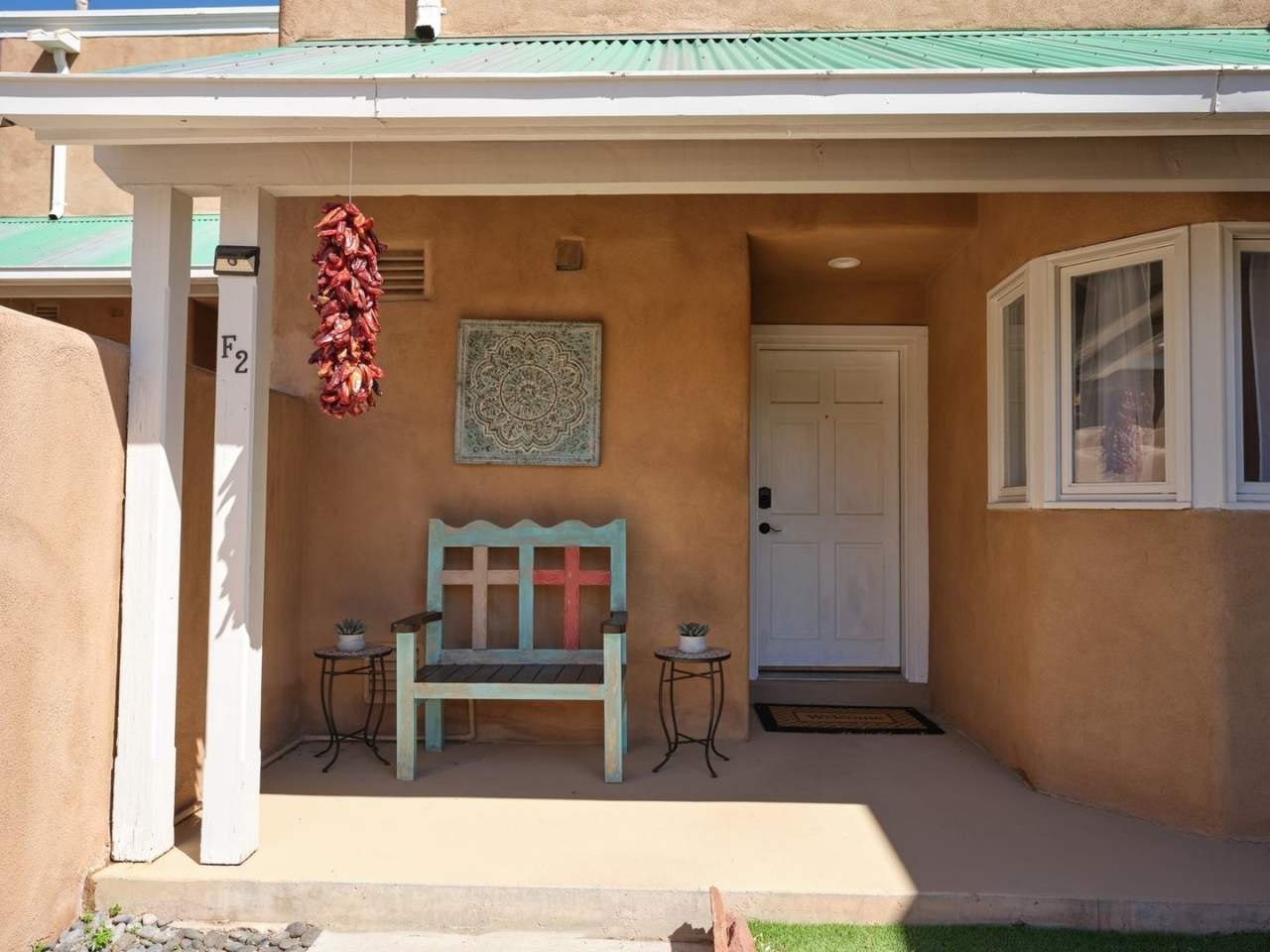 Charming 2BR Condo in Santa Fe