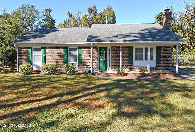 5201 Lord Tennyson Road