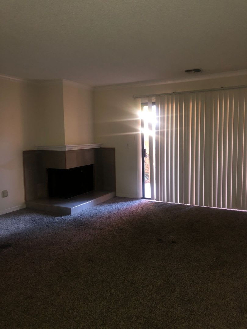 Convenience galore is what describes this condo!