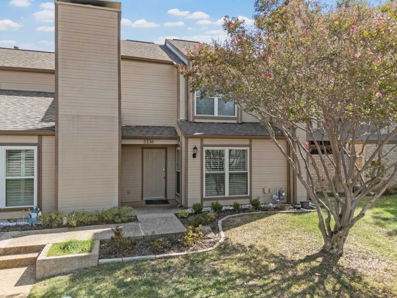 Updated Amazing Townhome