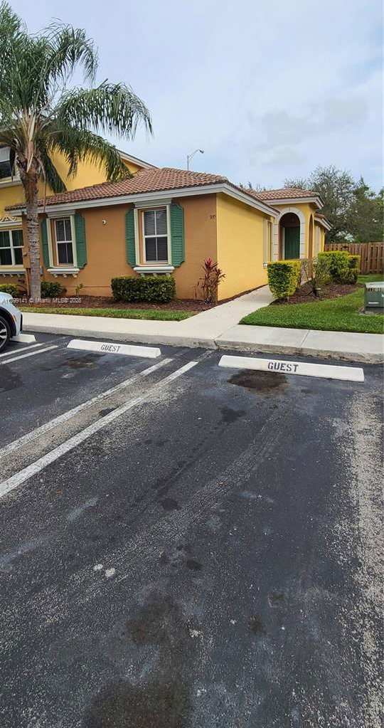 971 Northeast 42nd Place