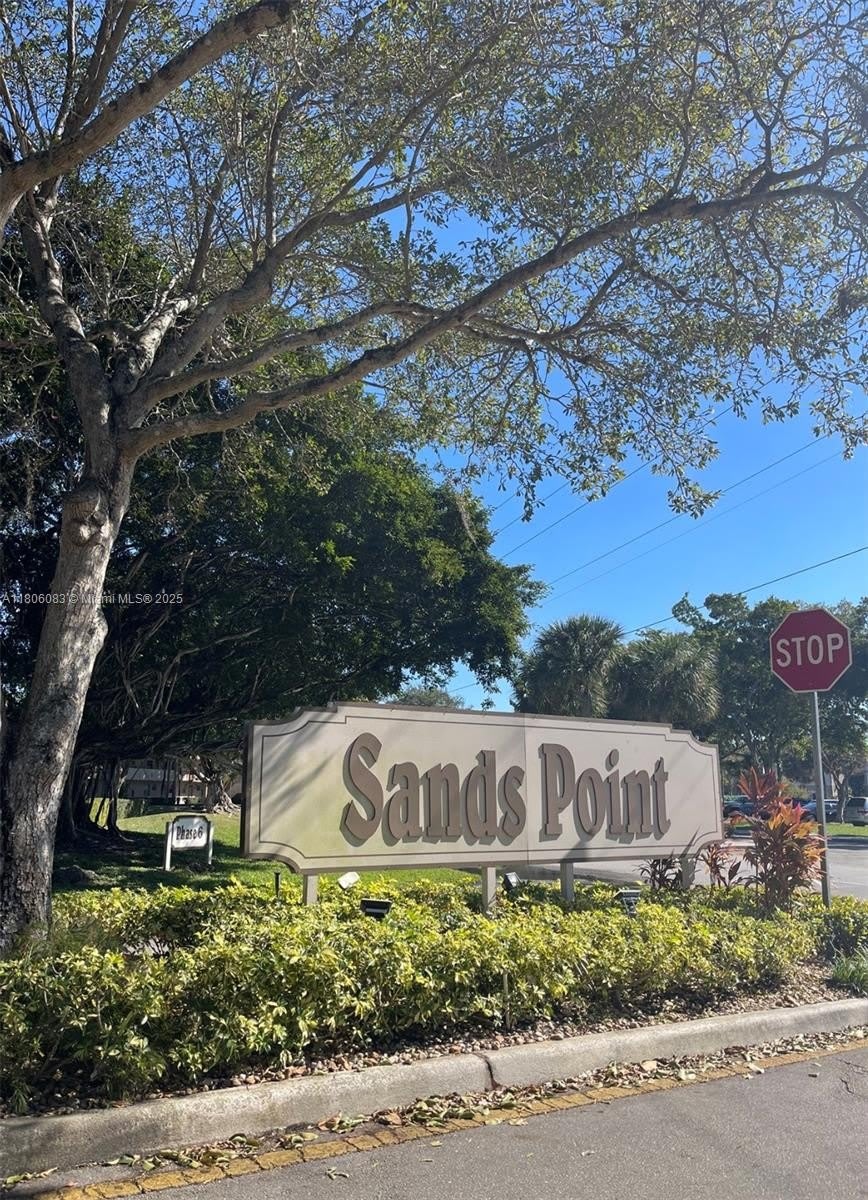 8301 Sands Point Blvd