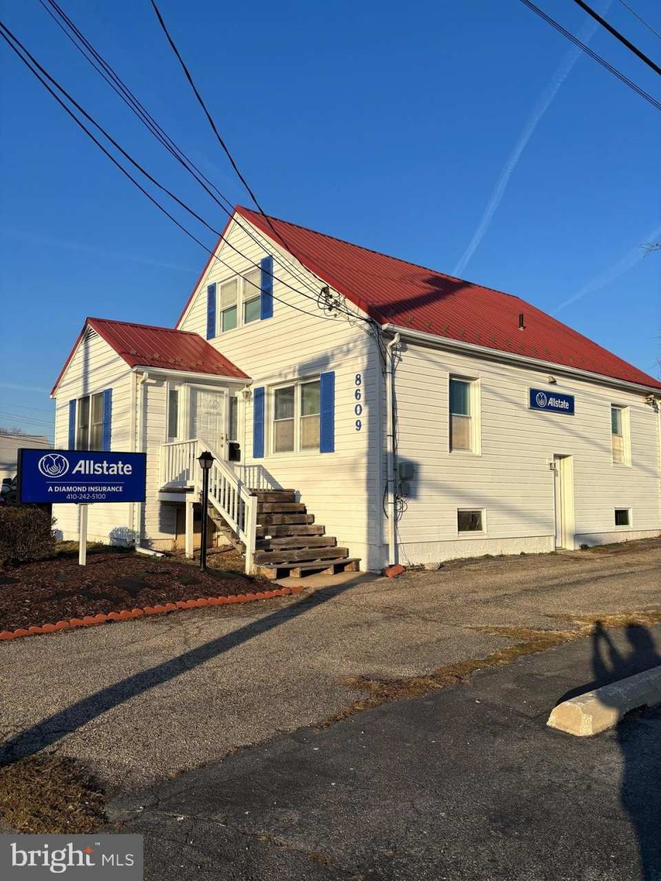 8609 OLD HARFORD Road unit: 2Nd Floor