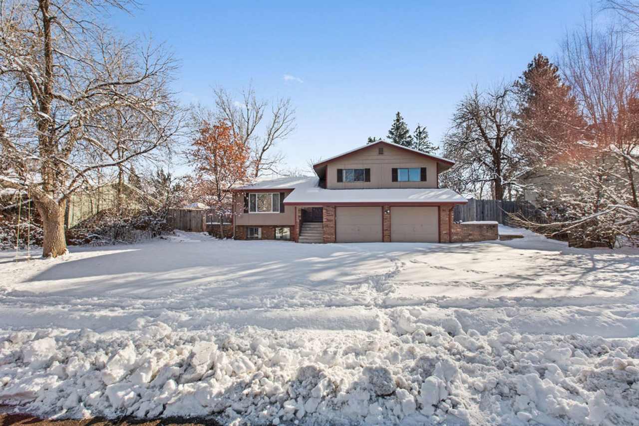 Great 5 Bedroom 3 Bath Home in Central Fort Collins