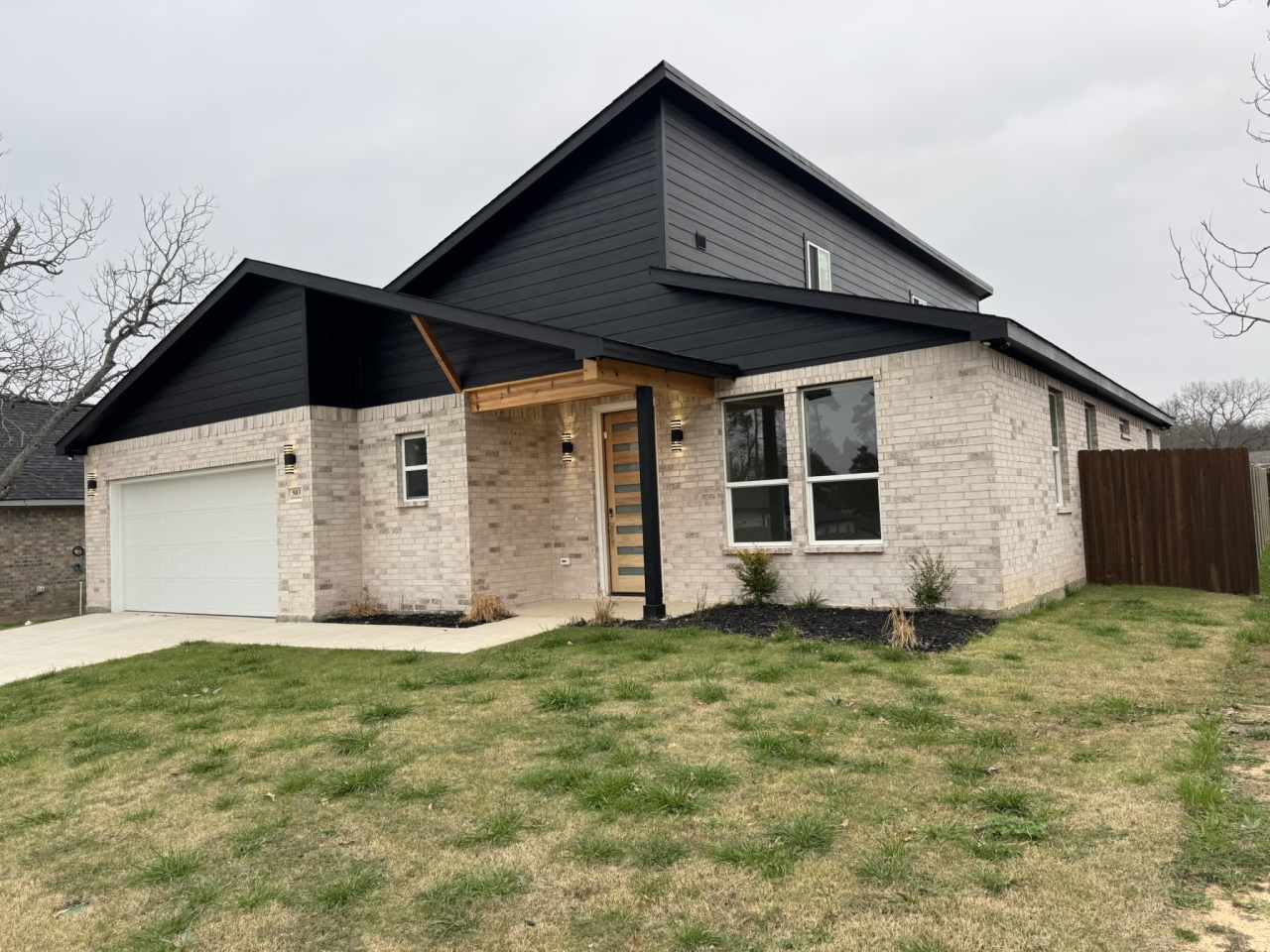 503 Richardson Street