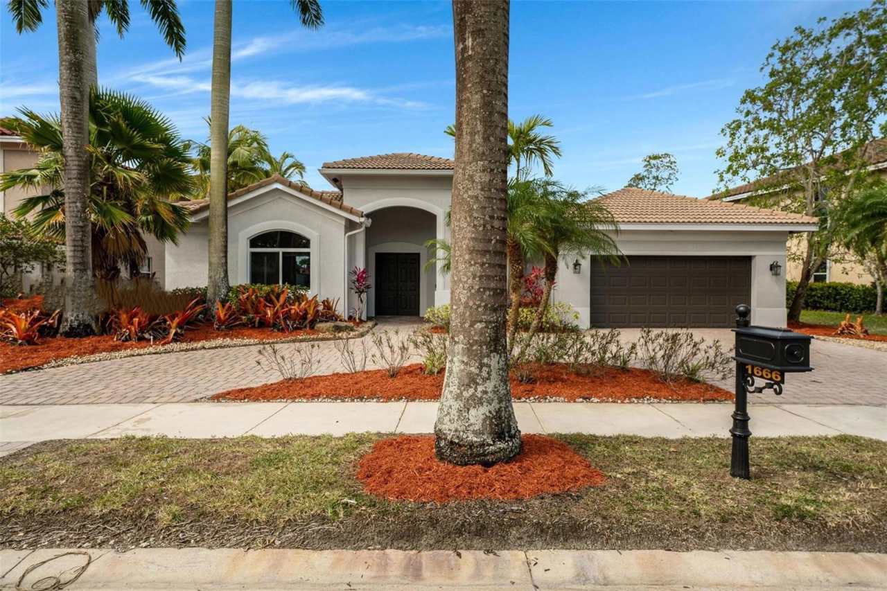 1666 Victoria Pointe Circle