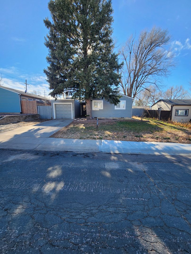 Charming 3-Bedroom Home Near UCCS!
