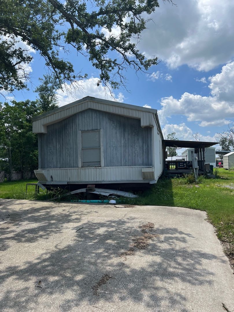 Mobile Home for lease in Sulphur