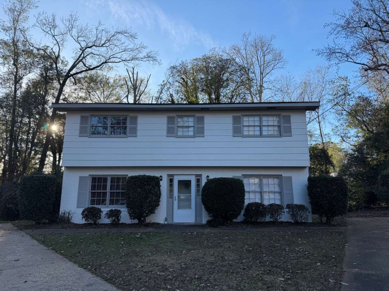 Beautifully Renovated Duplex in Prime Auburn Location