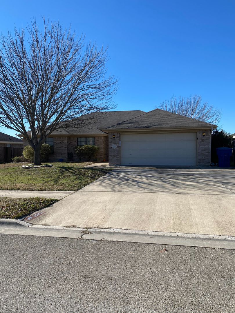GORGEOUS 3 BED/ 2 BATH HOME IN HOUSE CREEK NORTH COMING SOON!!