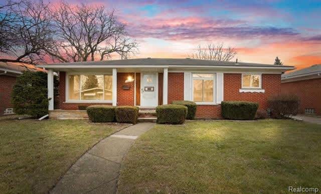 28876 PALM BEACH Drive