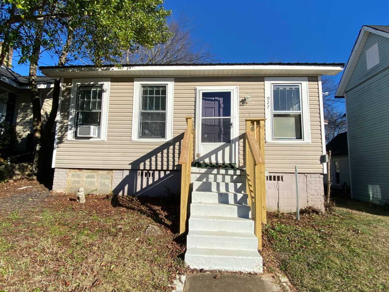 927 Highland Avenue, Anniston