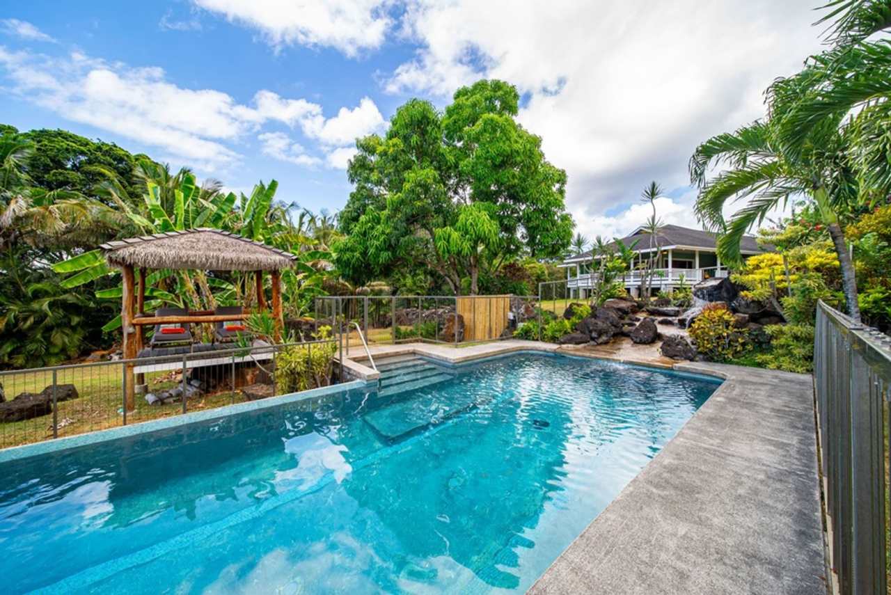 North Shore Tropical Hale | Spacious w/ Private Pool  Tropical Garden