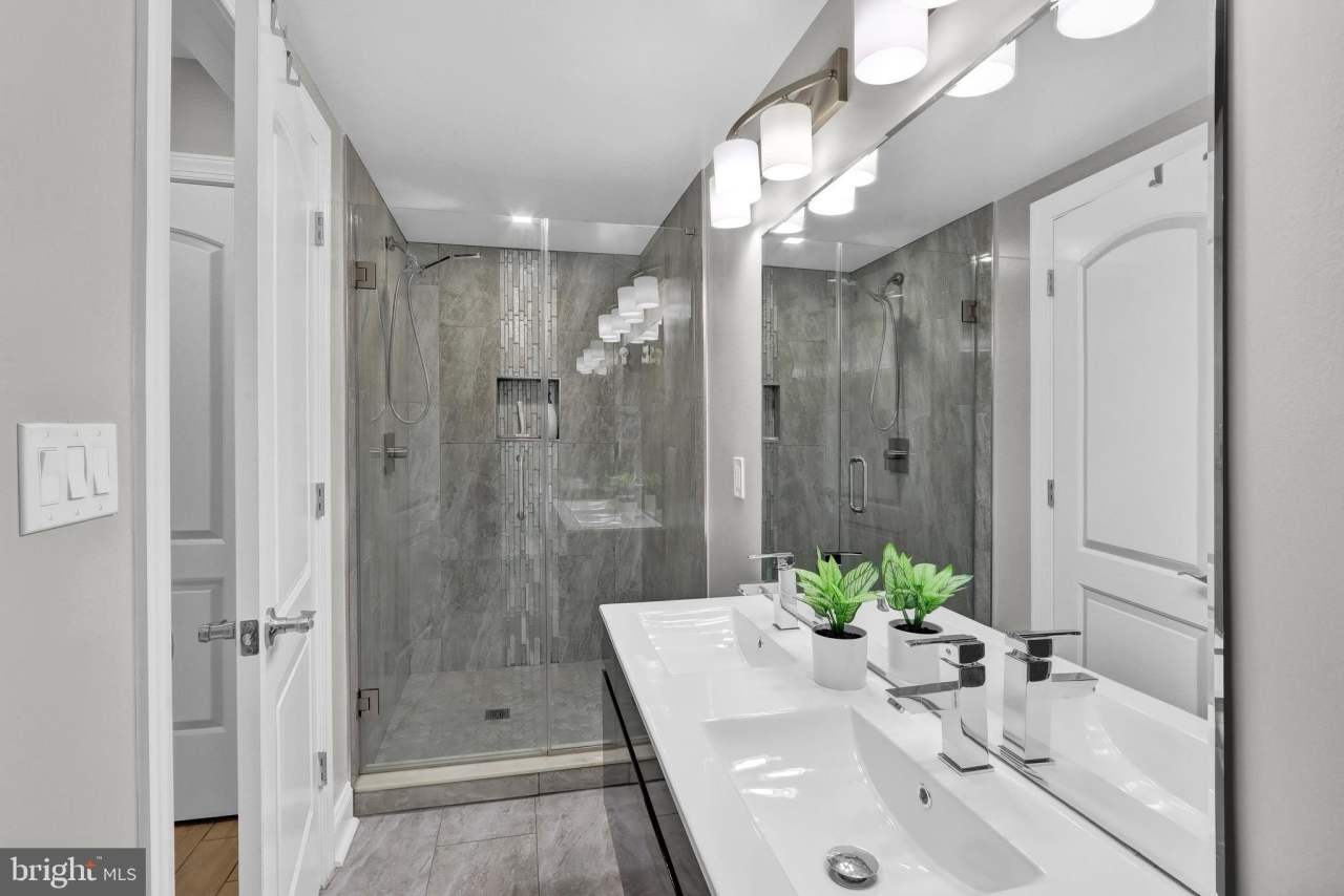 1167 MORSE Street NE unit: B1