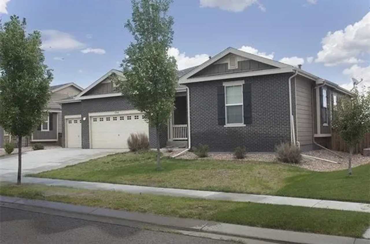 Amazing 3 Bed, 2 Bath, 3 Car Garage Home for Rent