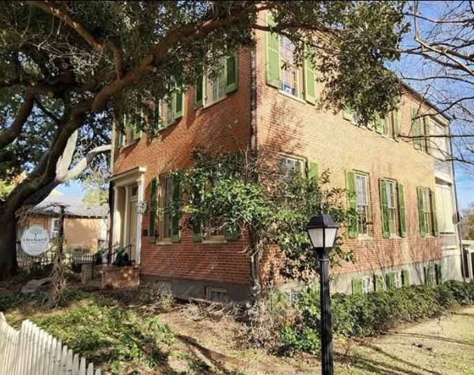 305 North Rankin Street