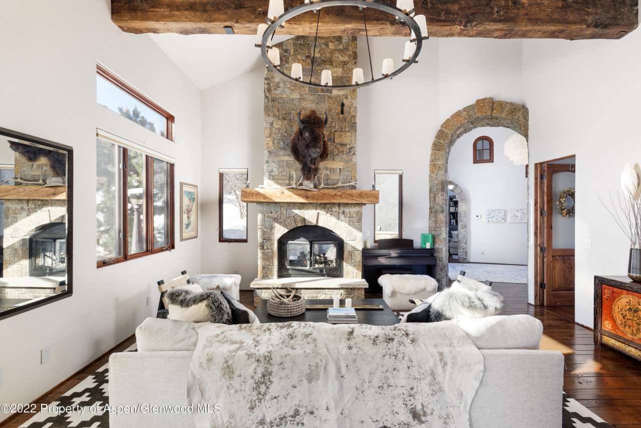 1960 Juniper Hill Road