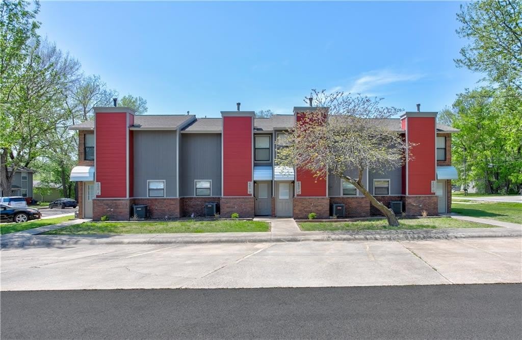 460  N Garrett  ST Unit #B