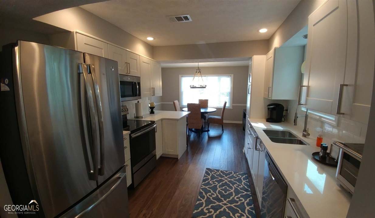 223 Flat Creek Court