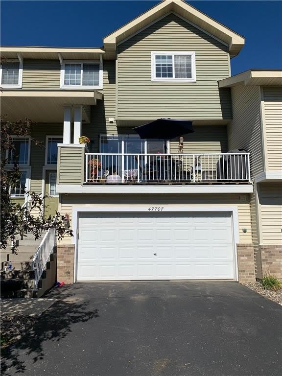 4770 Underwood Lane N