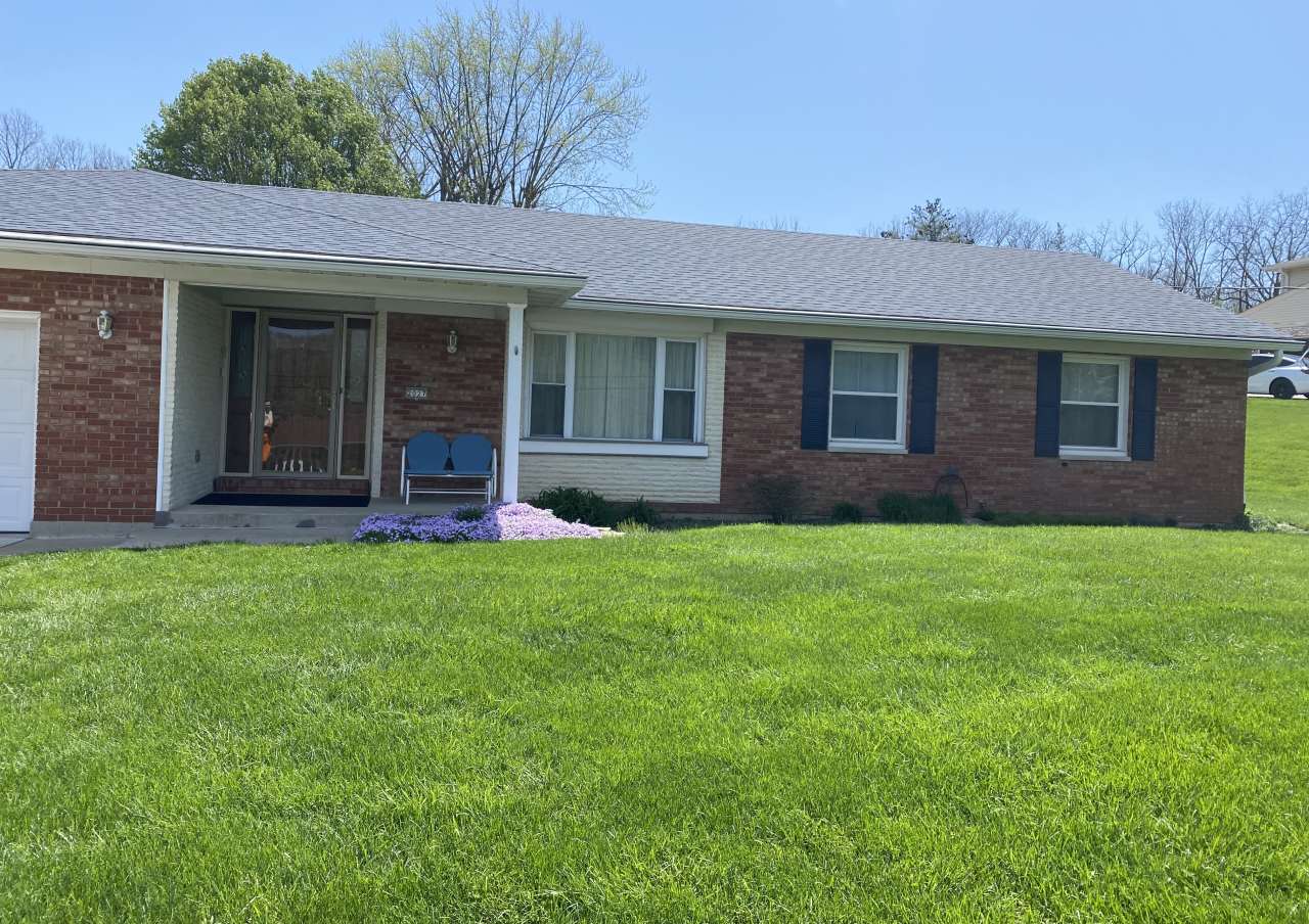 2027 Rolling Hills Boulevard