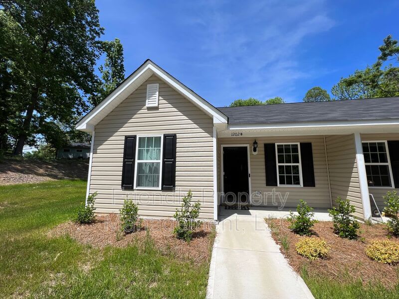 1202 West Meadowview Road