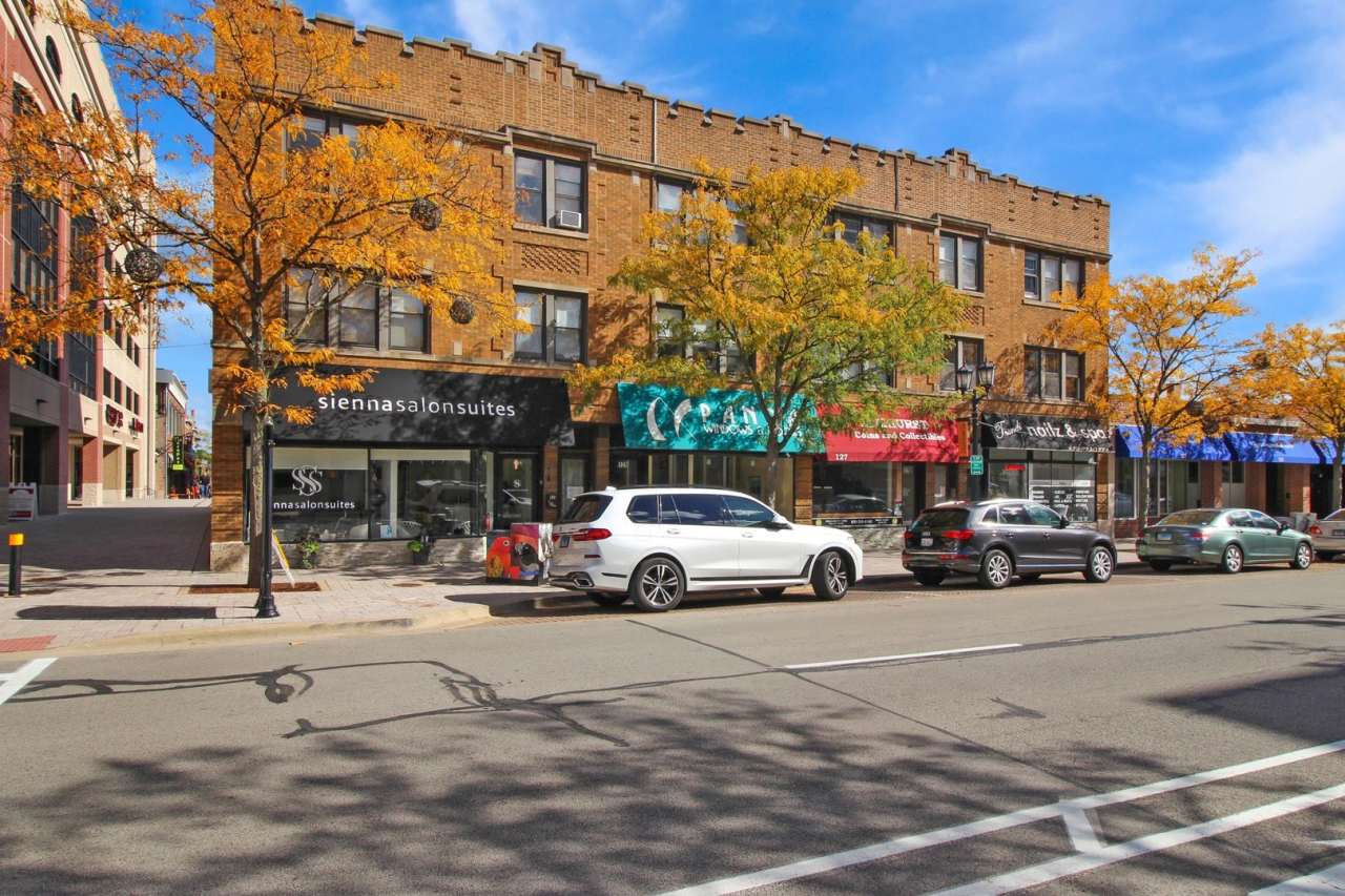 131 N Addison Avenue