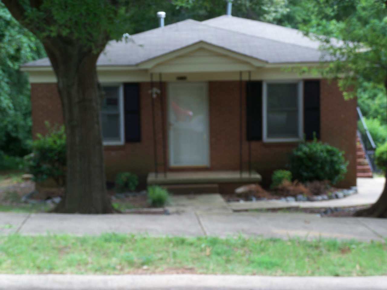 Updated 2 bedroom 1 bath duplex in Capitol Heights