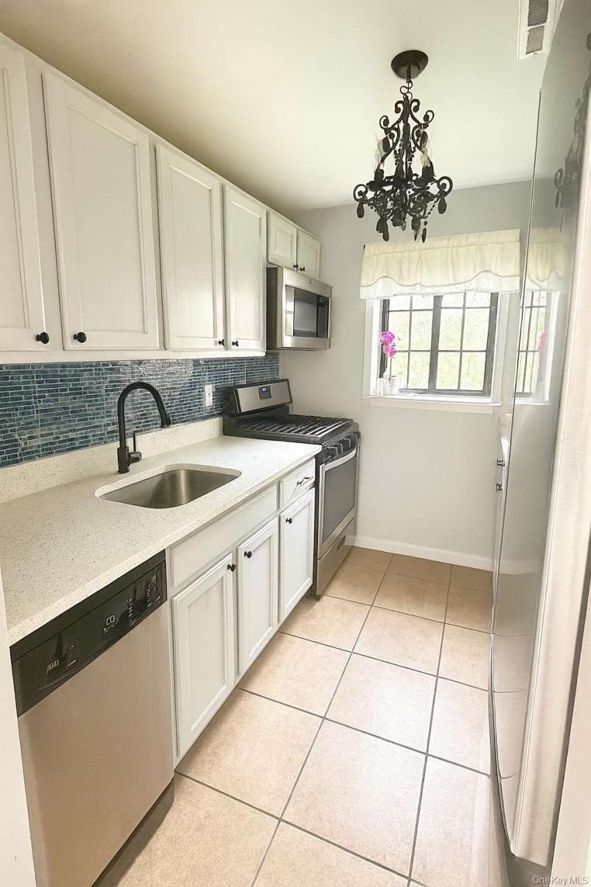 13 Pinebrook Place unit: 13