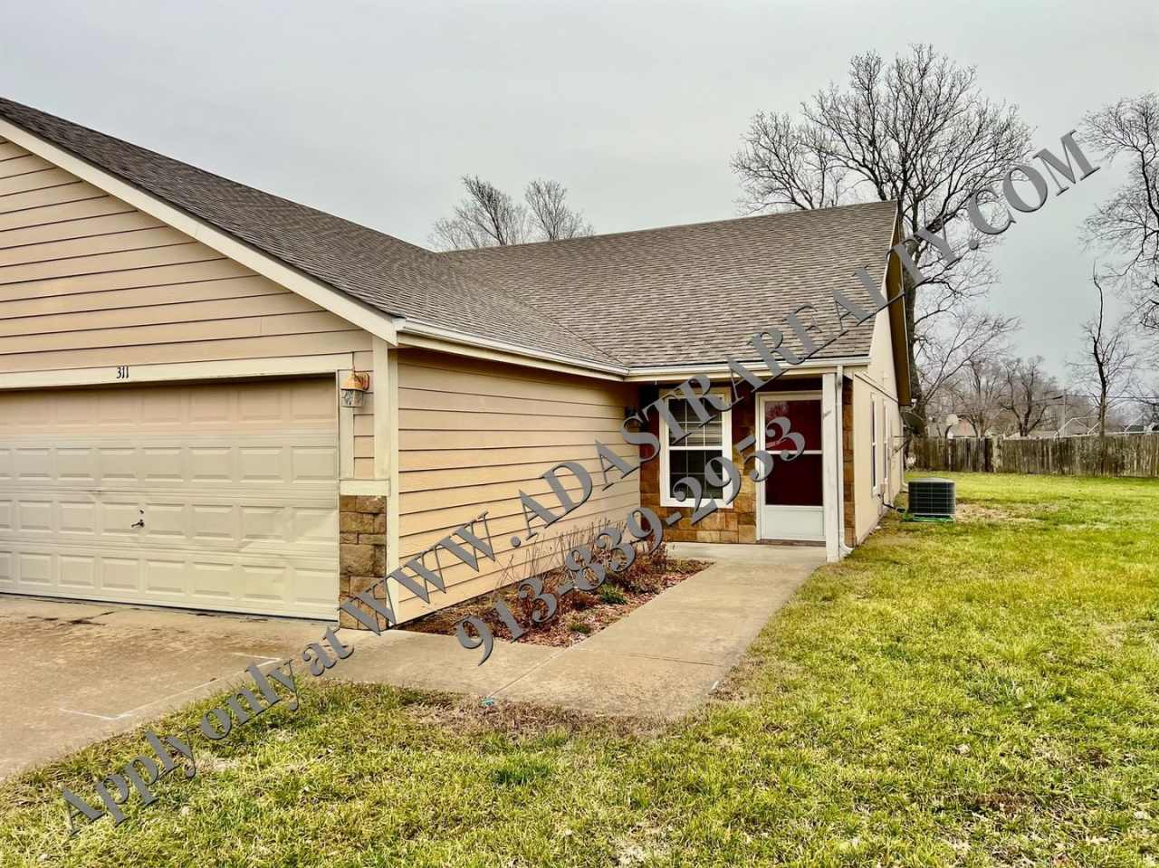 Spacious Edgerton Duplex-Available NOW!!