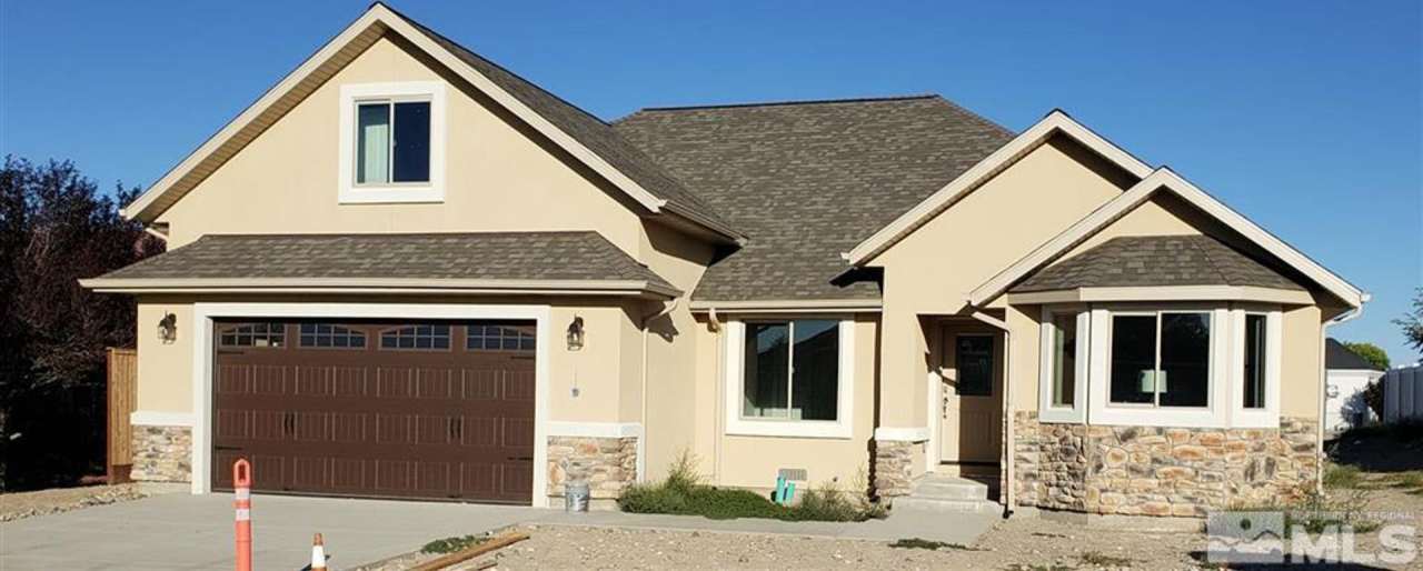 Beautiful home for rent on the Fernley Golf Course, 4 bedrooms, 3 baths, $2700 per month