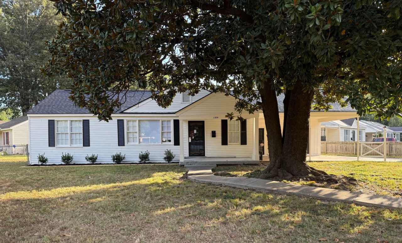 Welcome to 1324 Wells Station Rd!