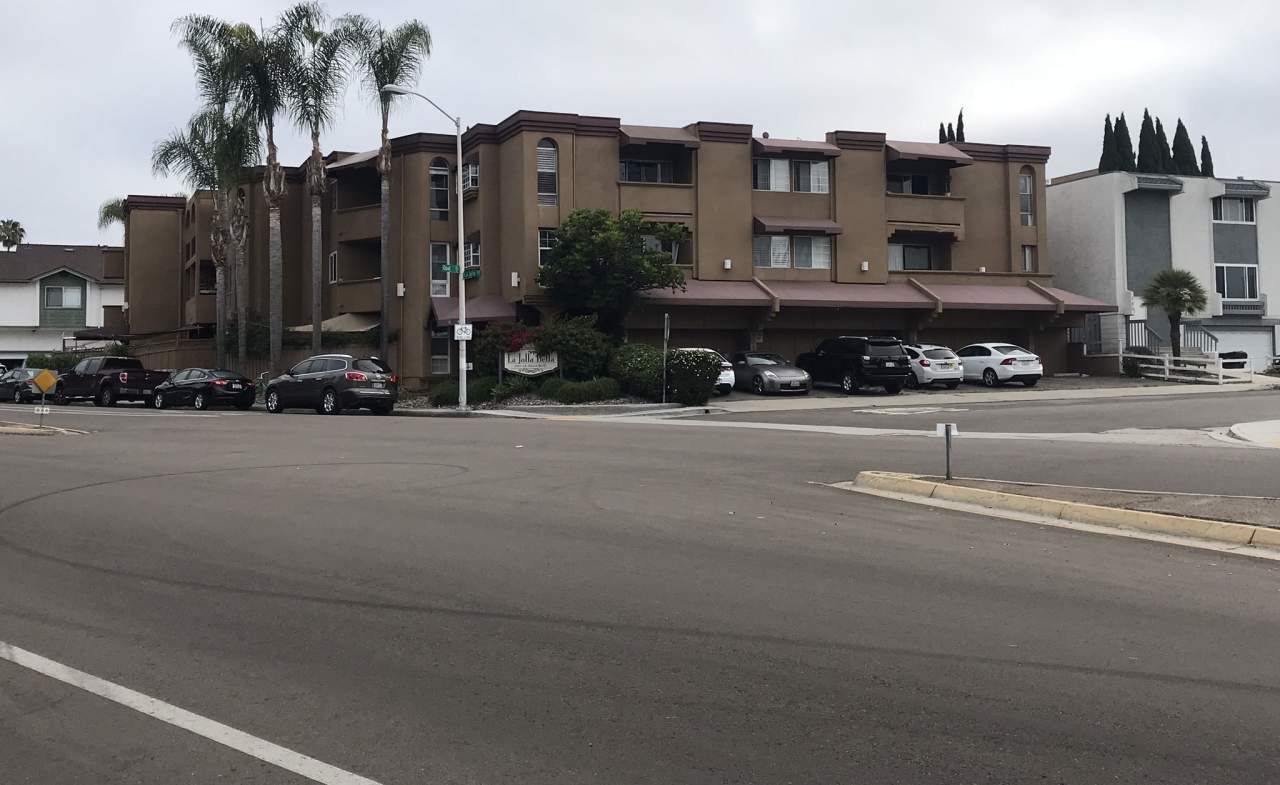 5051 La Jolla Boulevard