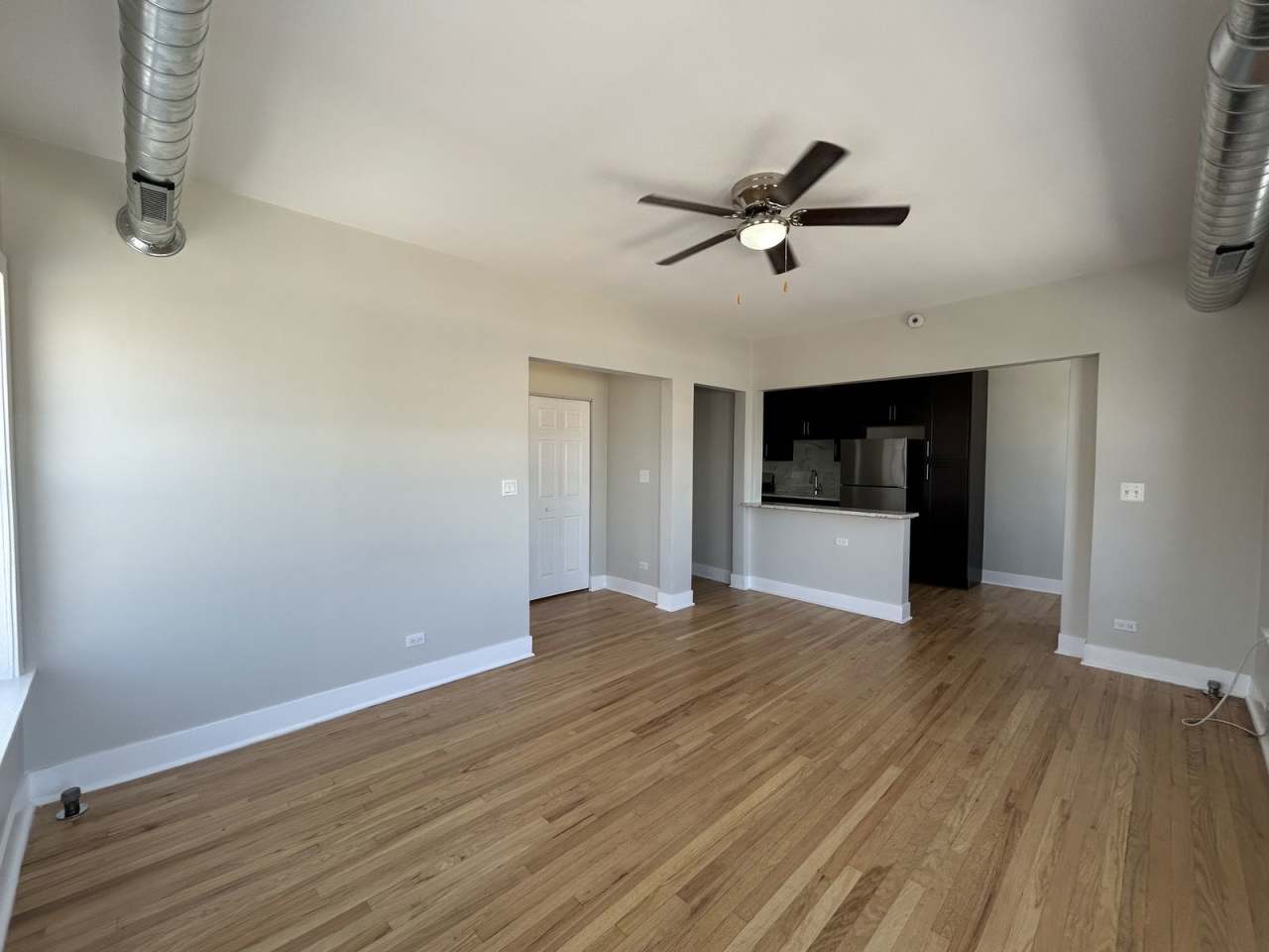 2712 North Milwaukee Avenue