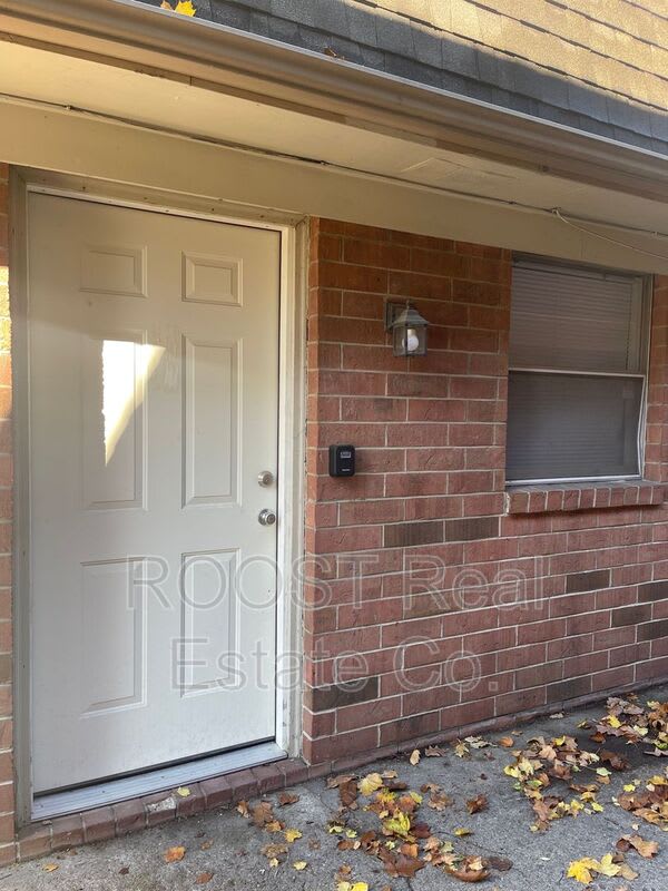 370 E. Northwood Ave.