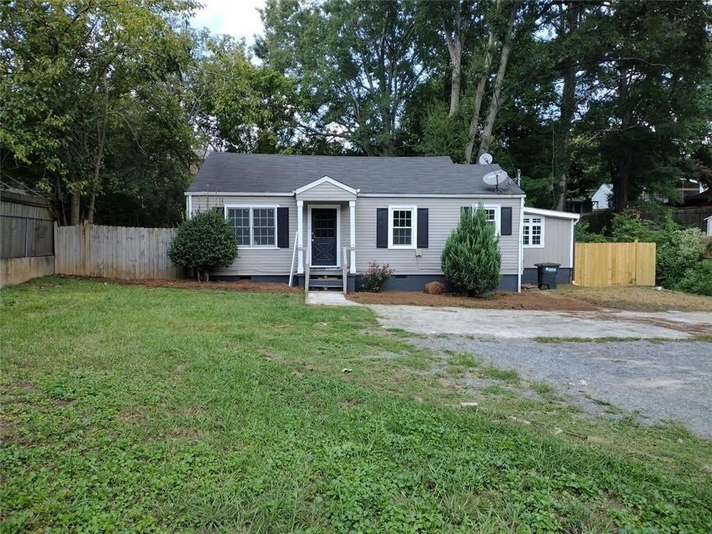 131 Garrison Road SE