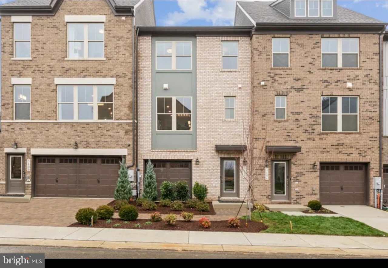 16902 SAINT WILLIAM WAY