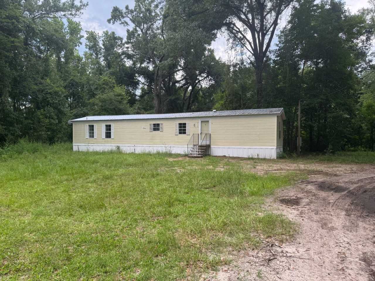 Updated 2 Bedroom 2 Bath Singlewide in Crawfordville
