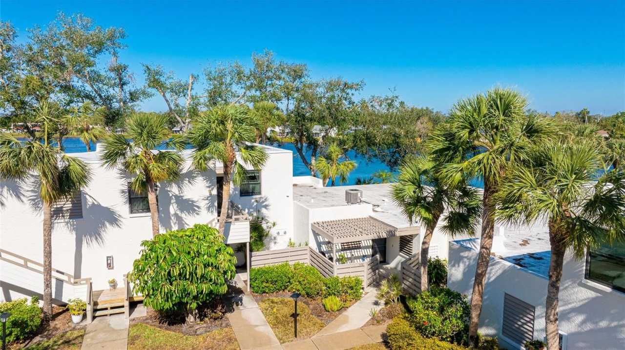 307 TIMBERLAKE DRIVE