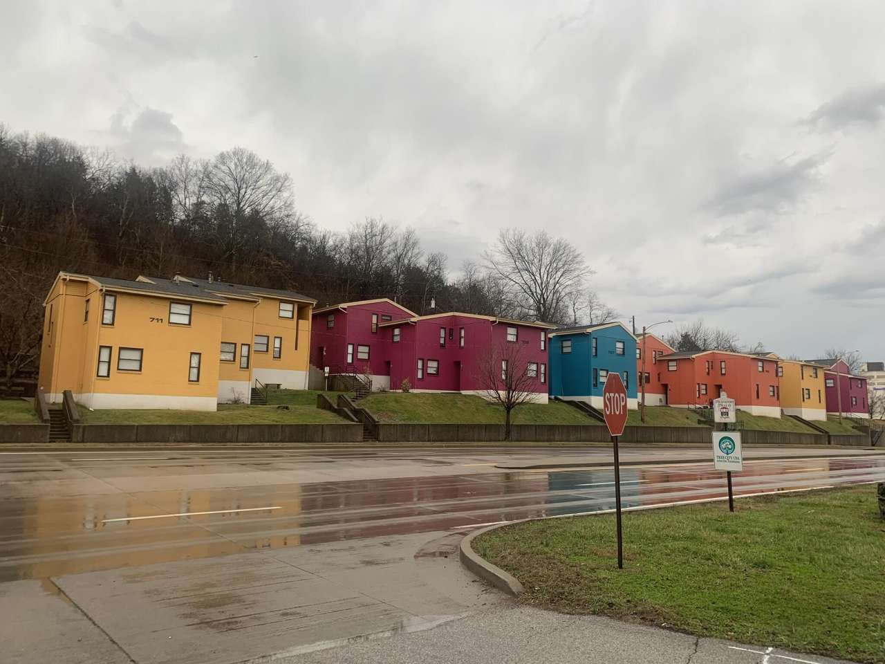 711 Wilkinson Boulevard unit: 2