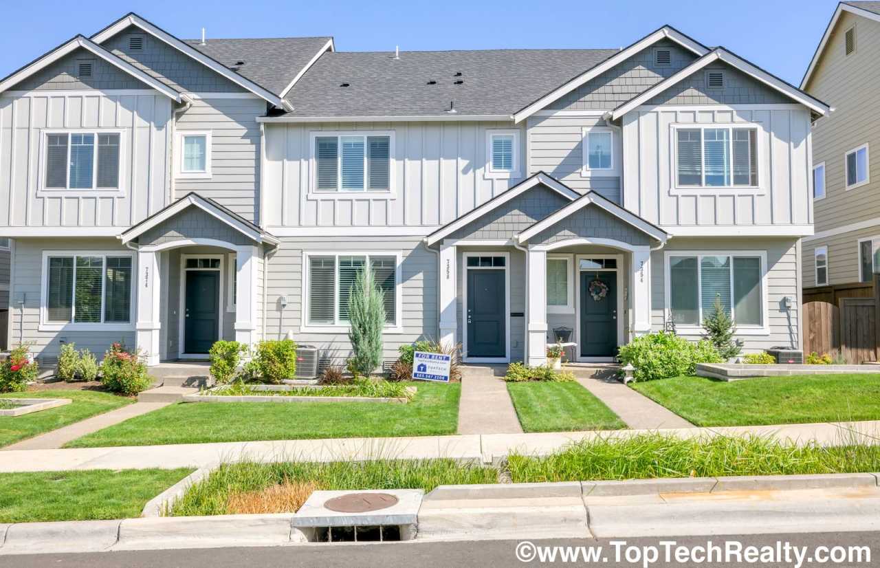 Charming Abbey Creek Town Home 3BR* 2.5BA* Excellent Location! A+ Schools