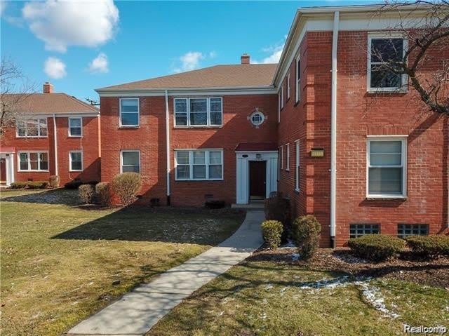 21519 Kingsville Street