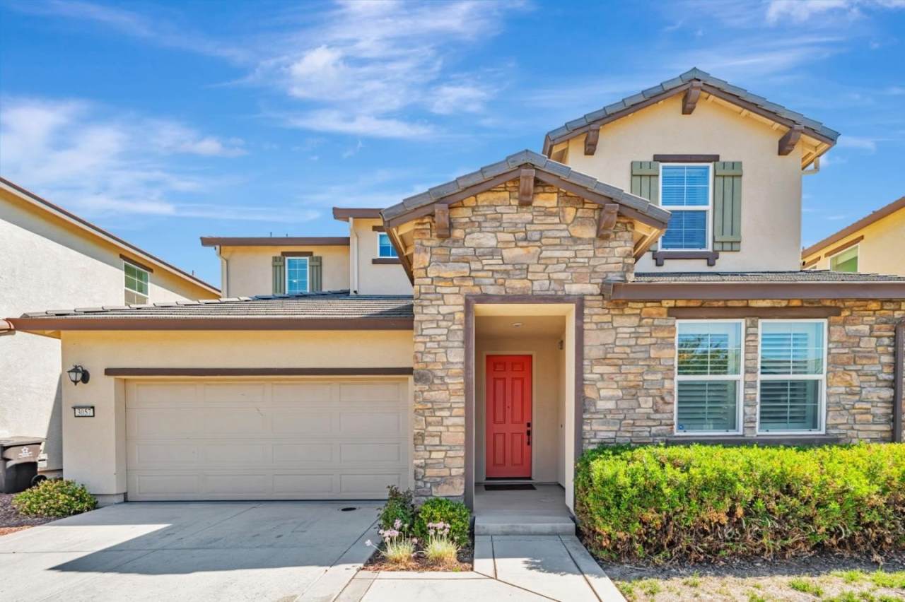 3057 Garden Farms AVE