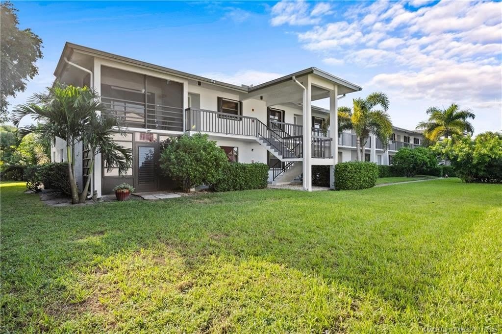 1210 SE Parkview Place unit: 9