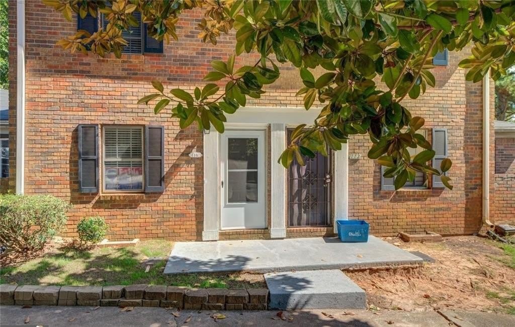 115 PLANTATION Drive