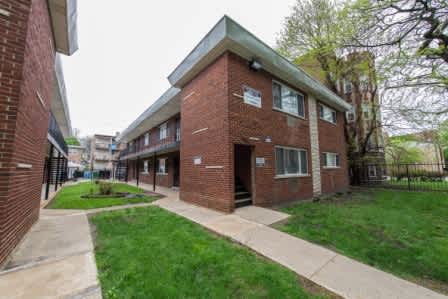 8308 S Ingleside Avenue Apartments