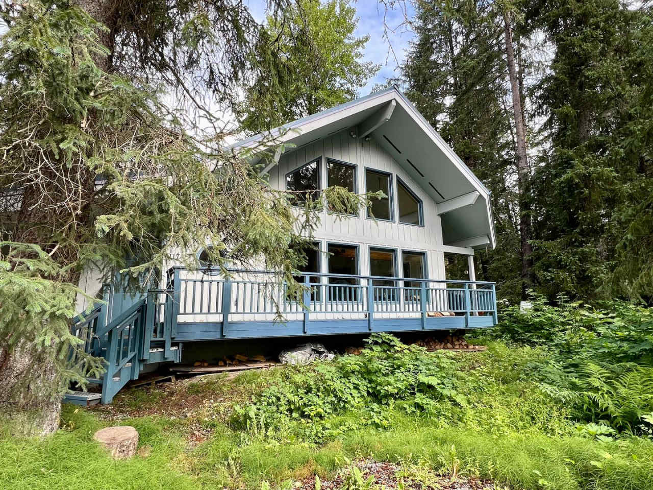 Girdwood 3 Bedroom House w/ Garage