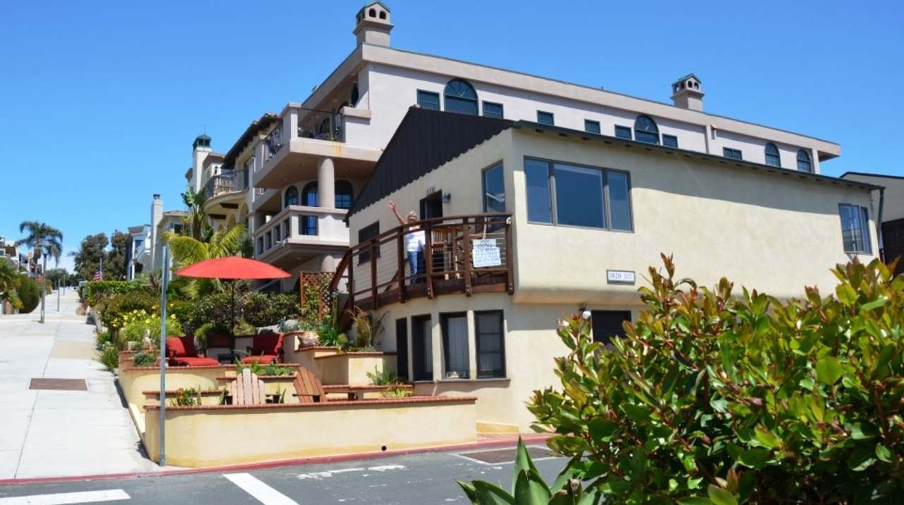 Beach Bungalow - Furnished