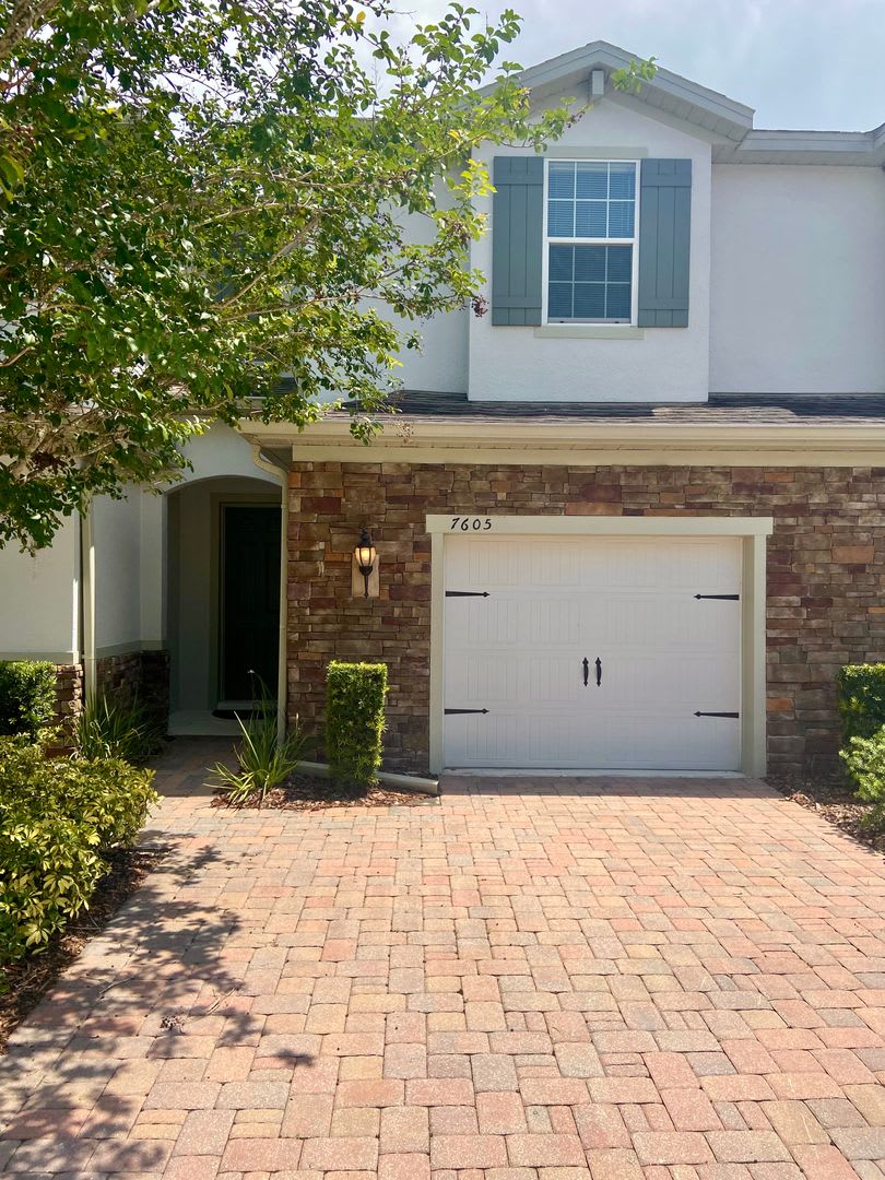 3/2.5 Town Home in Winter Park in Aloma Trails!